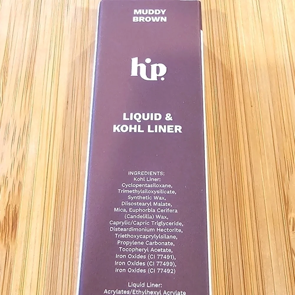New Hipdot Liquid & Kohl Liner in Muddy Brown, Full-size 0.35ml